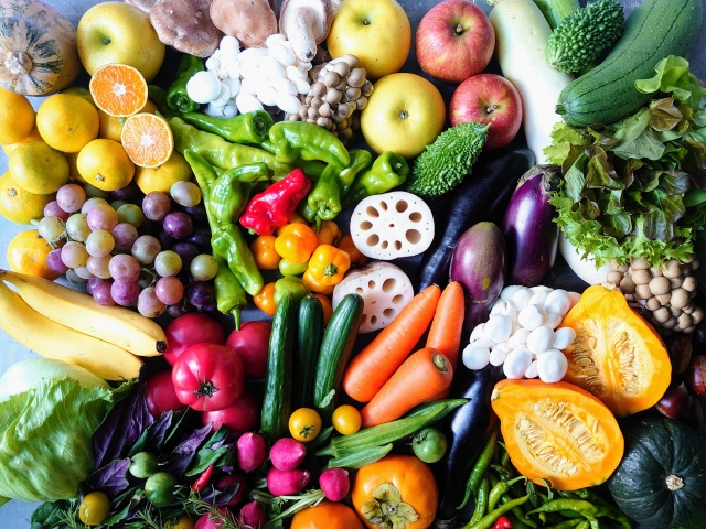 ●野菜を食べると痩せる？ダイエットにオススメの野菜と控えたい野菜について