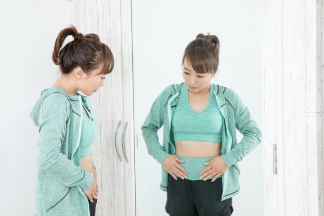 下っ腹のダイエット方法とは？下っ腹が出る原因や効果的な運動について